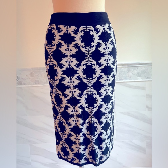 7 th Avenue Design Studio NYC Navy Silver Lurex Knit Skirt S - Picture 1 of 9